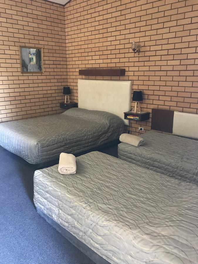 Stockman Motor Inn Narromine Exterior photo